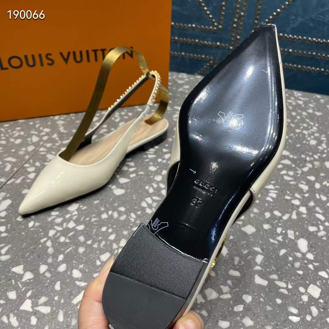 Gucci Women GG Gucci Signoria Ballet Flat White Patent Leather Pointed Toe