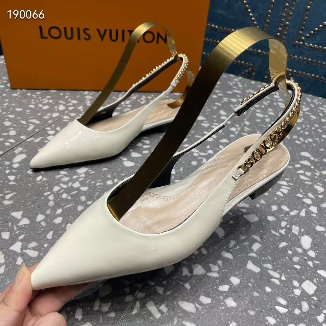 Gucci Women GG Gucci Signoria Ballet Flat White Patent Leather Pointed Toe
