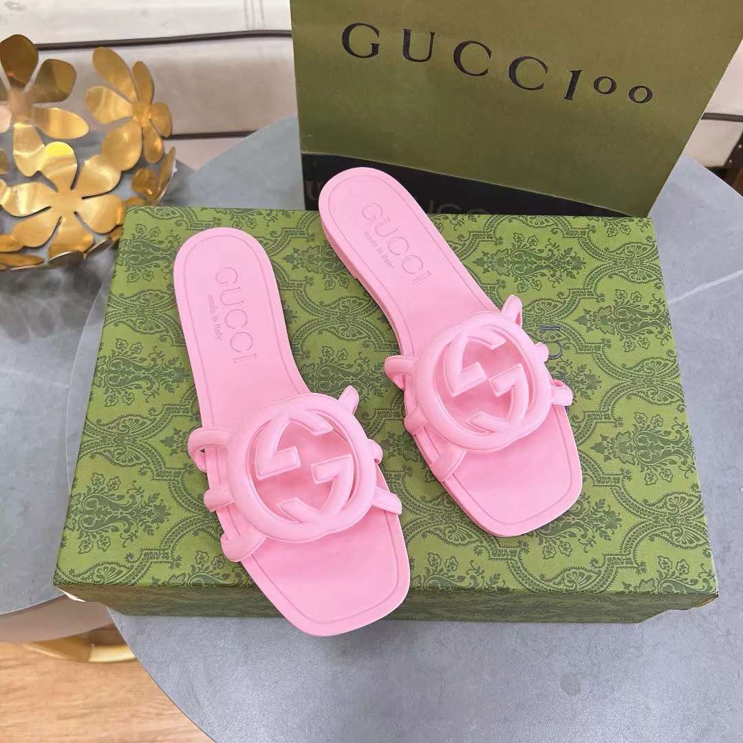 Gucci Women GG Interlocking G Slide Sandal Pink Rubber Flat