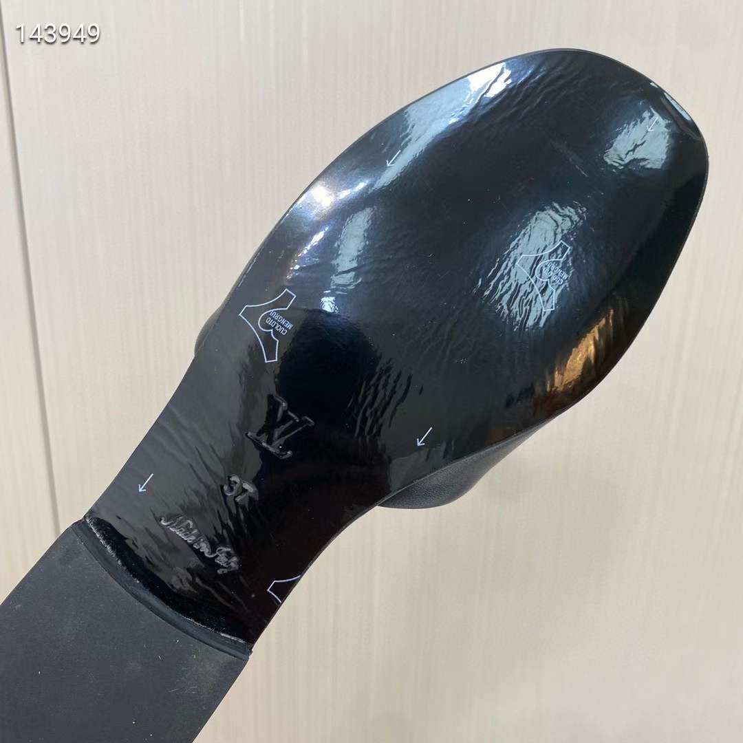 Louis Vuitton Unisex Capri Flat Mule Black Calf Leather LV Initials 1ACTME