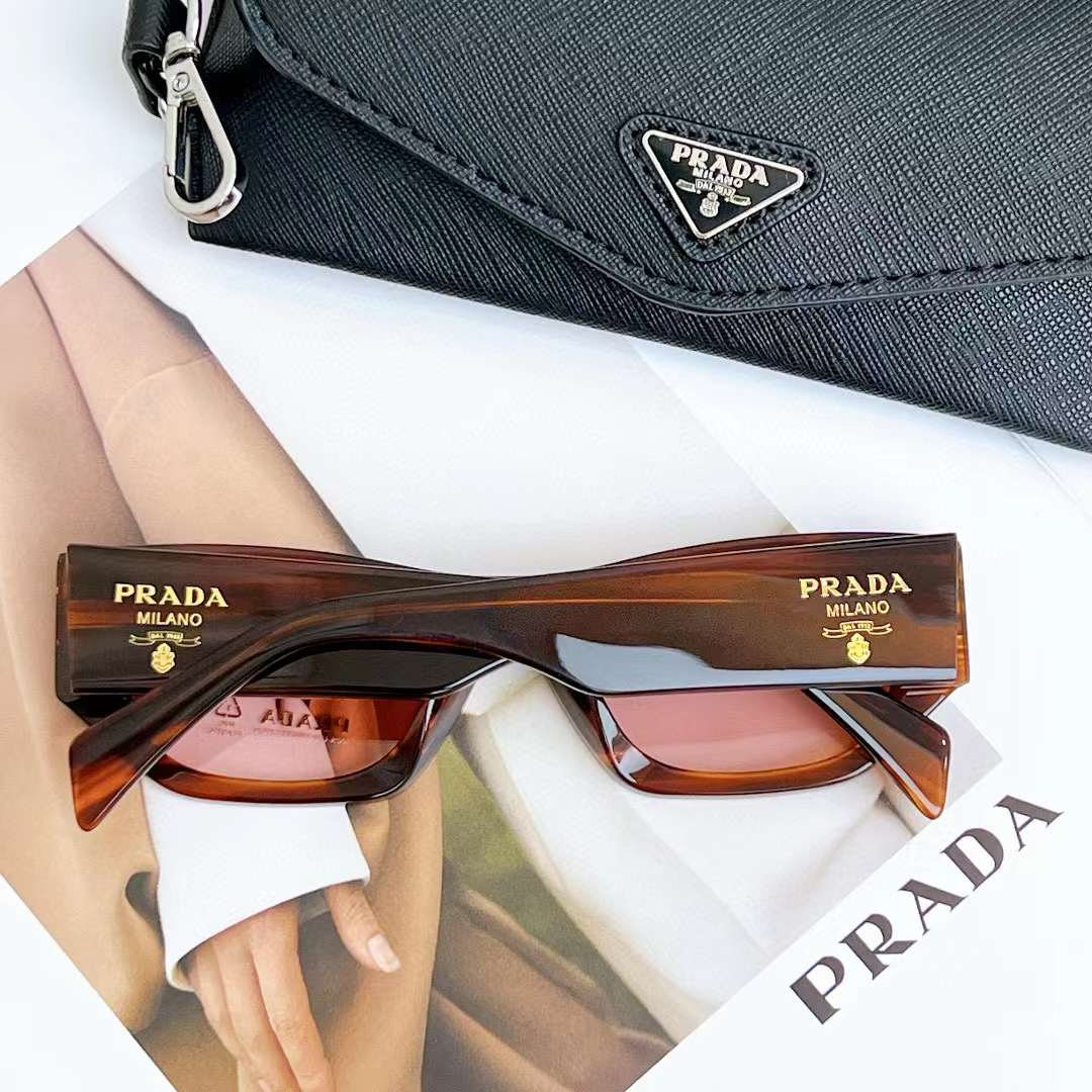 Prada Unisex Sunglasses Logo Frame Compatible Graduated Lenses Standard Fit