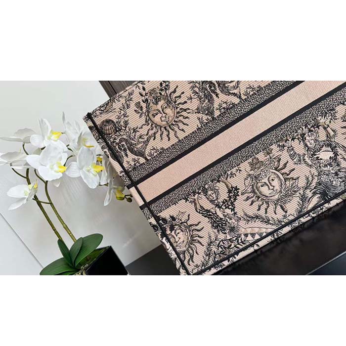 Dior Unisex Large Dior Book Tote Beige Black Toile De Jouy Soleil Embroidery