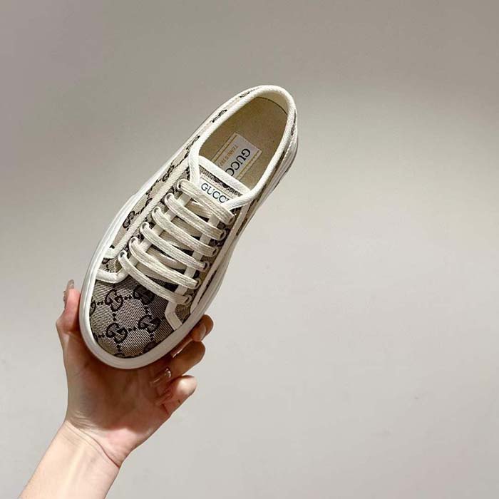 Gucci Unisex GG Sneaker Beige Ebony Original GG Canvas Low Heel