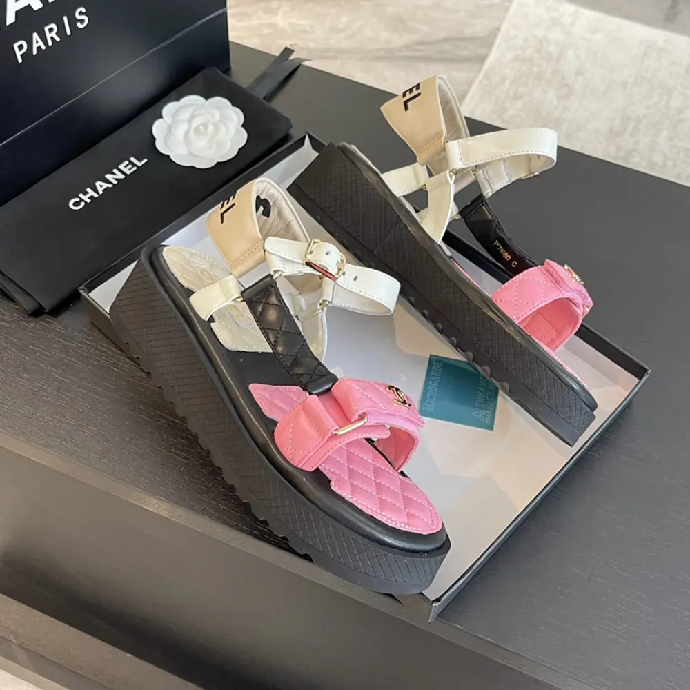 Chanel Women Open Toe Sandal in Calfskin Leather Gold Pink