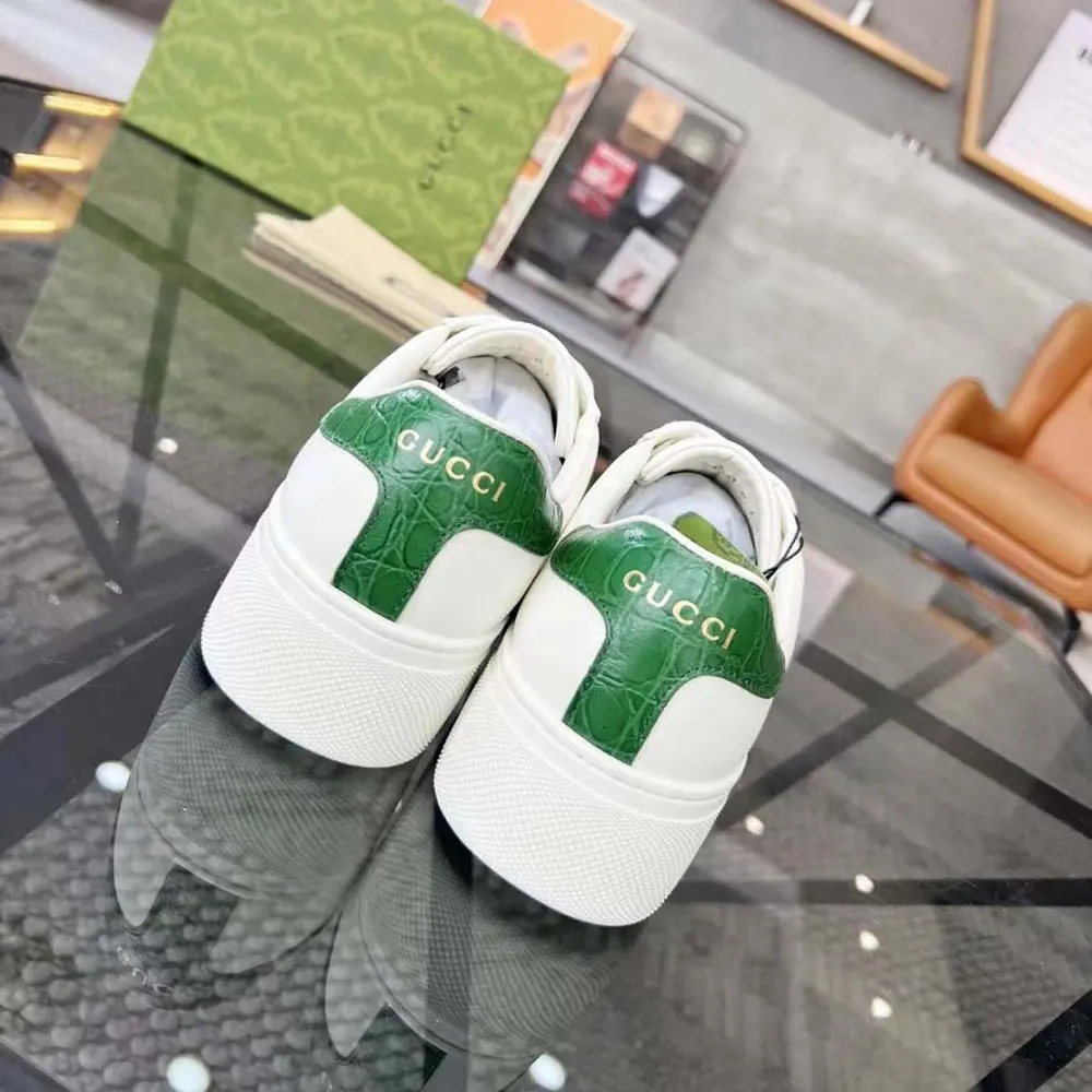 Gucci Unisex GG Ace Sneaker White Leather Green Red Web ‘ACE’ Metal Tag Rubber 4.5cm