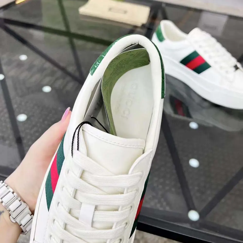 Gucci Unisex GG Ace Sneaker White Leather Green Red Web ‘ACE’ Metal Tag Rubber 4.5cm