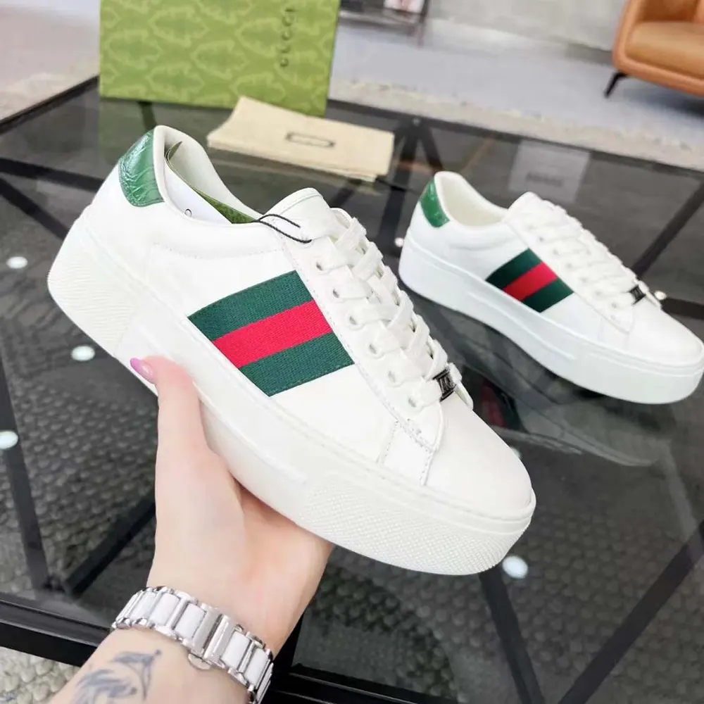 Gucci Unisex GG Ace Sneaker White Leather Green Red Web ‘ACE’ Metal Tag Rubber 4.5cm