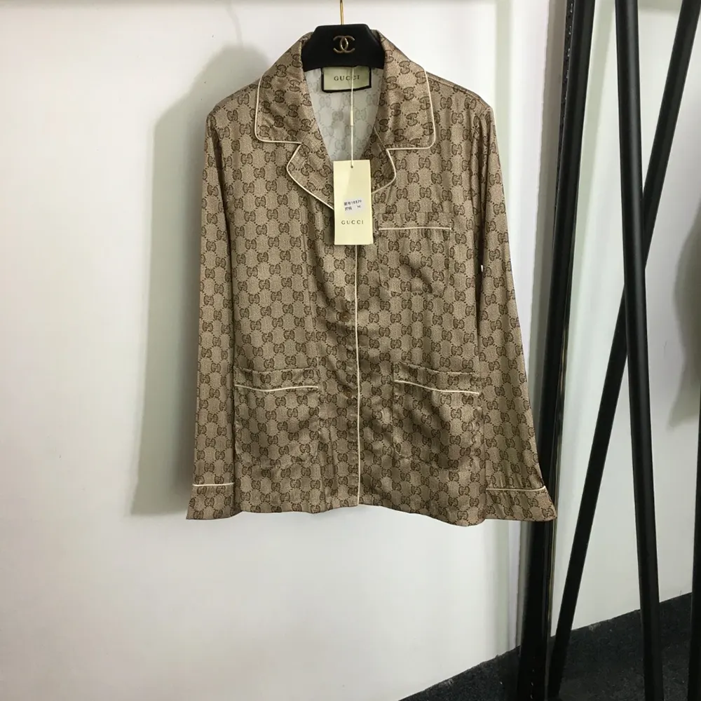 Gucci Women GG Supreme Print Silk Shirt 752917ZANRP2275