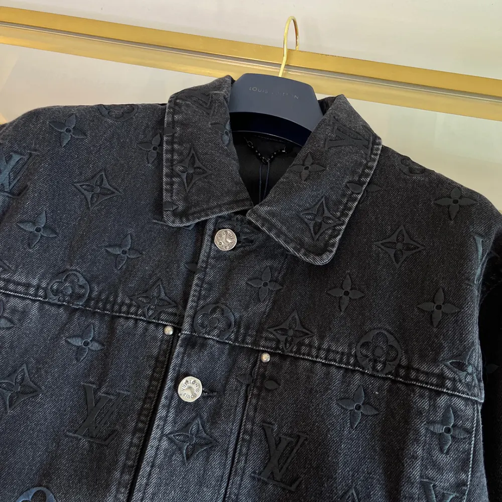 Louis Vuitton Women Embroidered Denim Blouson 1AFV97