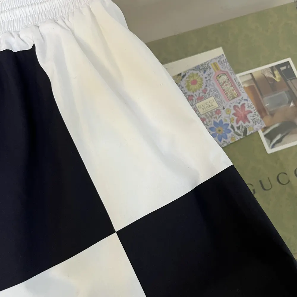 Louis Vuitton Women LV Printed Graphic Swim Shorts 1AFVRK