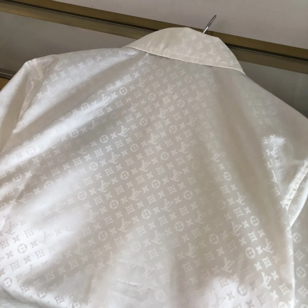 Louis Vuitton Men Monogram Long-Sleeved Silk Shirt 1AFJUE
