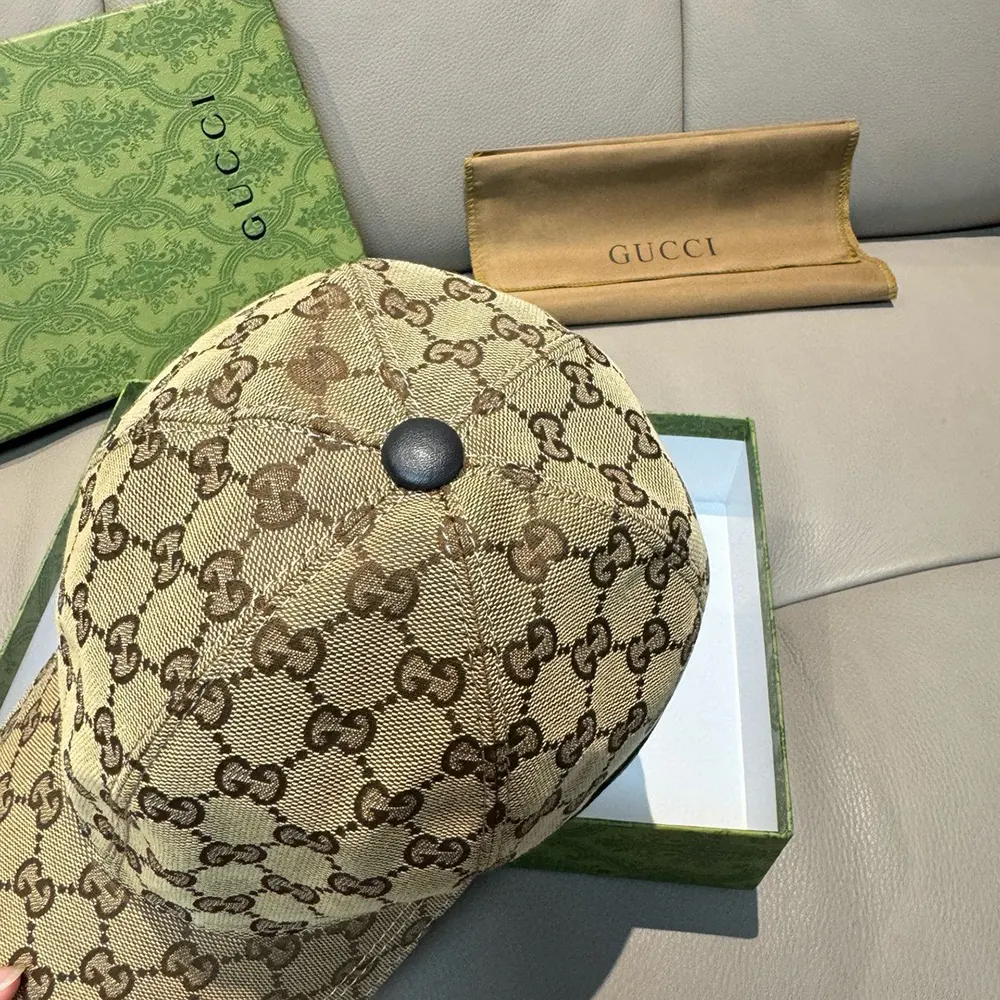 Gucci Unisex Original GG Canvas Baseball Hat with Web-Beige 200035KQWBG9791