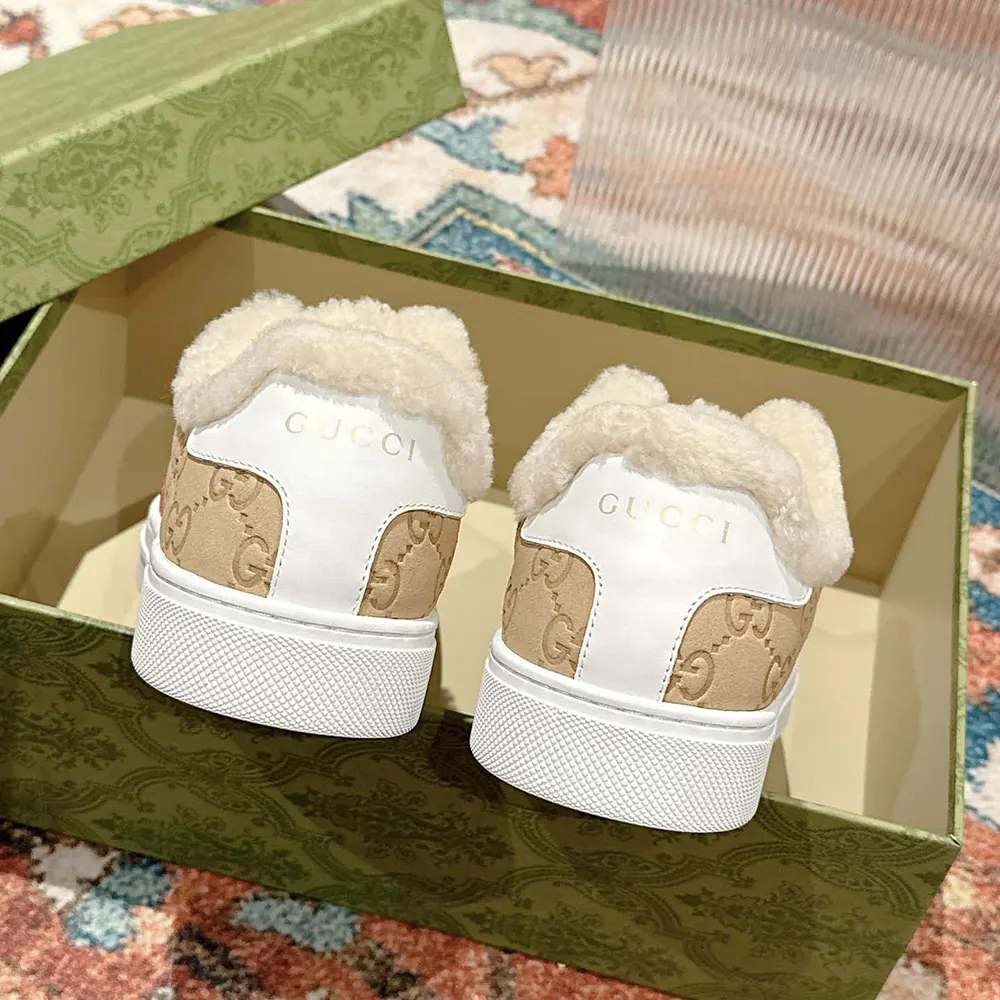 Gucci Unisex ACE Sneaker 798628AADUT9567