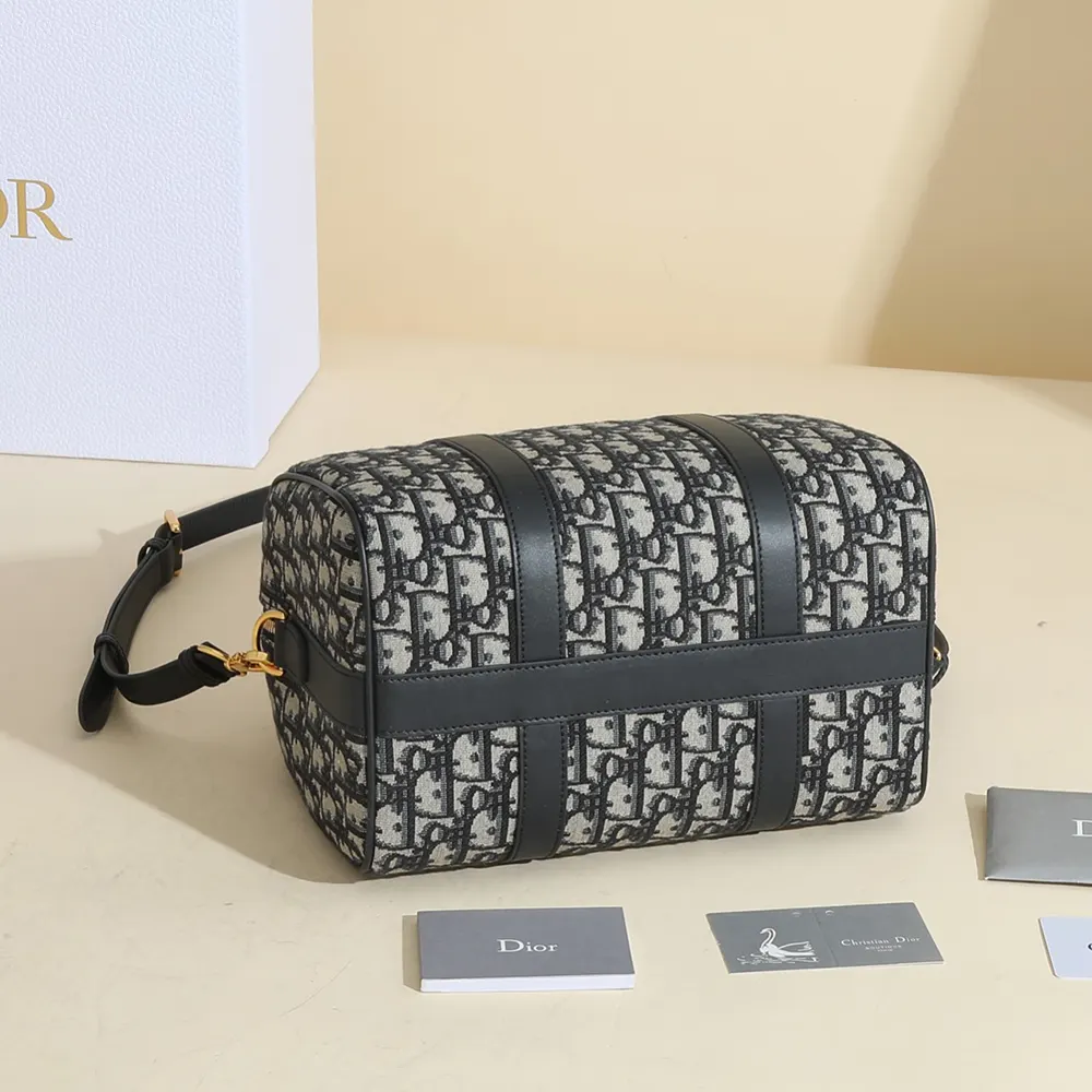 Dior Unisex Dior Groove 25 Bag Blue Dior Oblique Jacquard