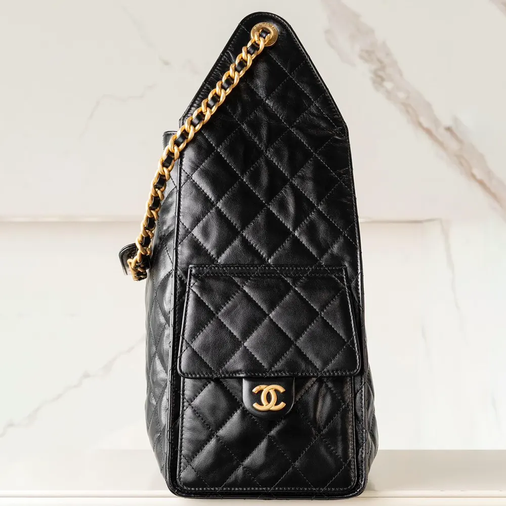 Chanel Women 25 Hobo Bag Calfskin Gold Tone Metal-Black