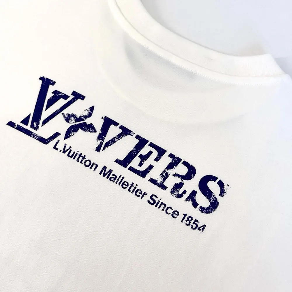 Louis Vuitton Men Embellished Graphic Cotton T-Shirt 1AHCKN