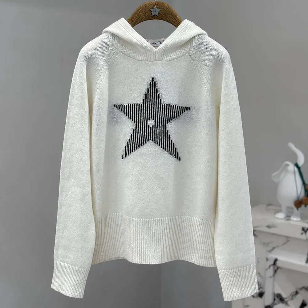 Dior Men DiorAlps Hooded Sweater White Wool and Cashmere Knit with Navy Blue Dior Star Motif