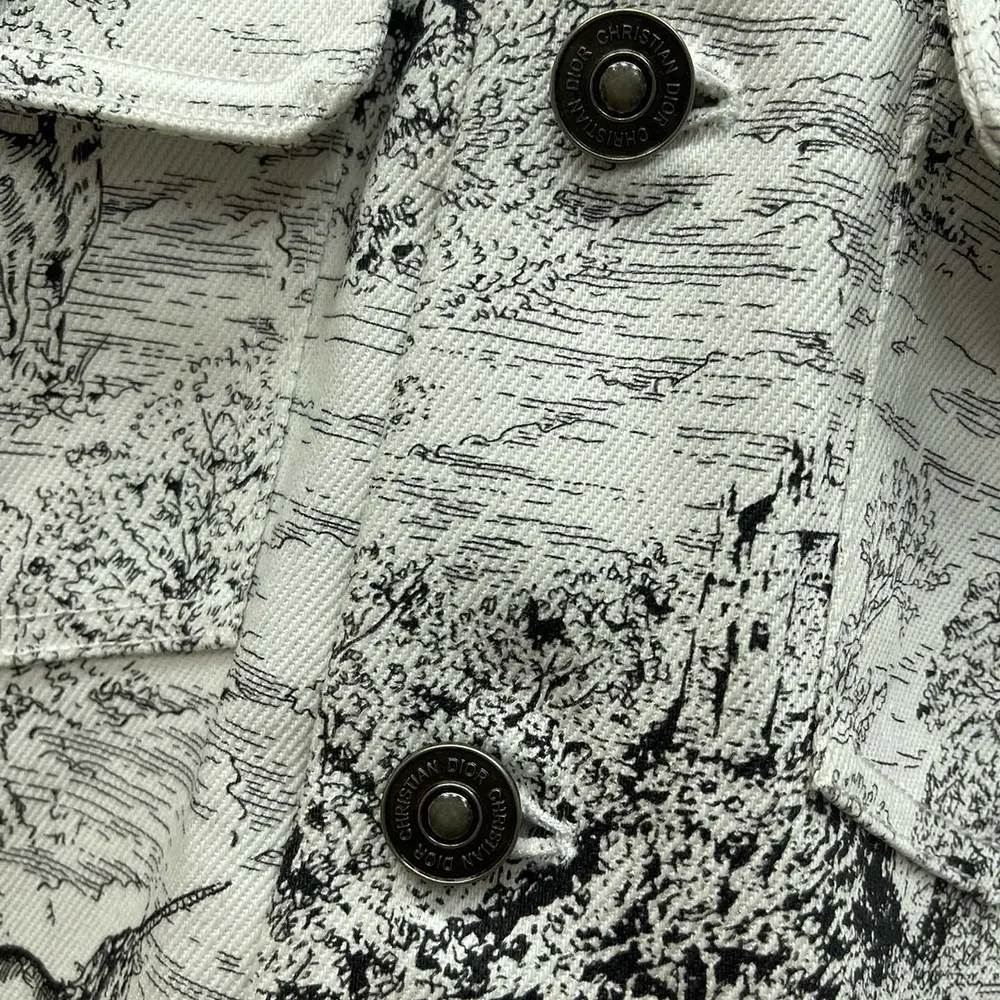 Dior Men Jacket White Cotton Denim with Blue Toile de Jouy Scotland Motif