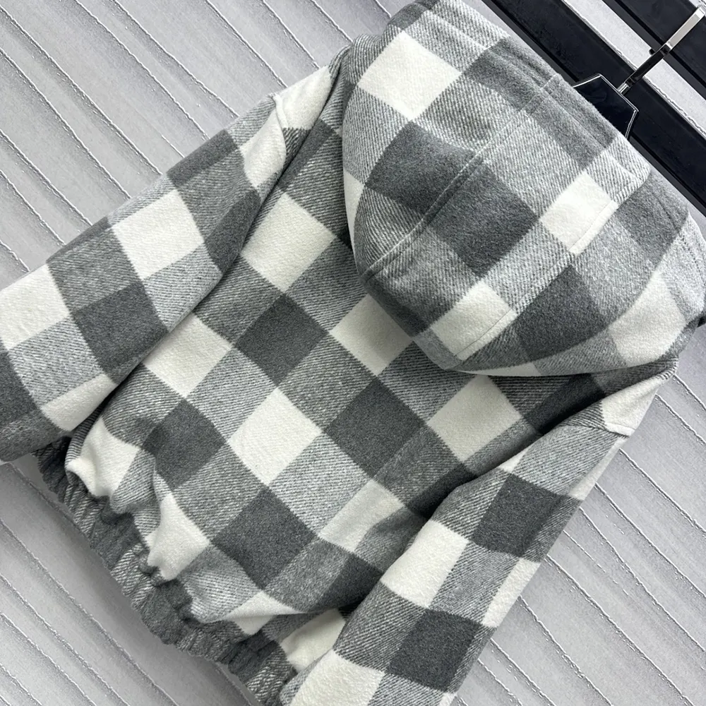 Louis Vuitton Women Double Face Check Zip-Up Jacket 1AGPEP